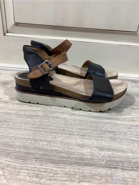 Josef Seibel Sandals Womens 40 9.5 Platform Open Toe Ankle Straps Black Leather